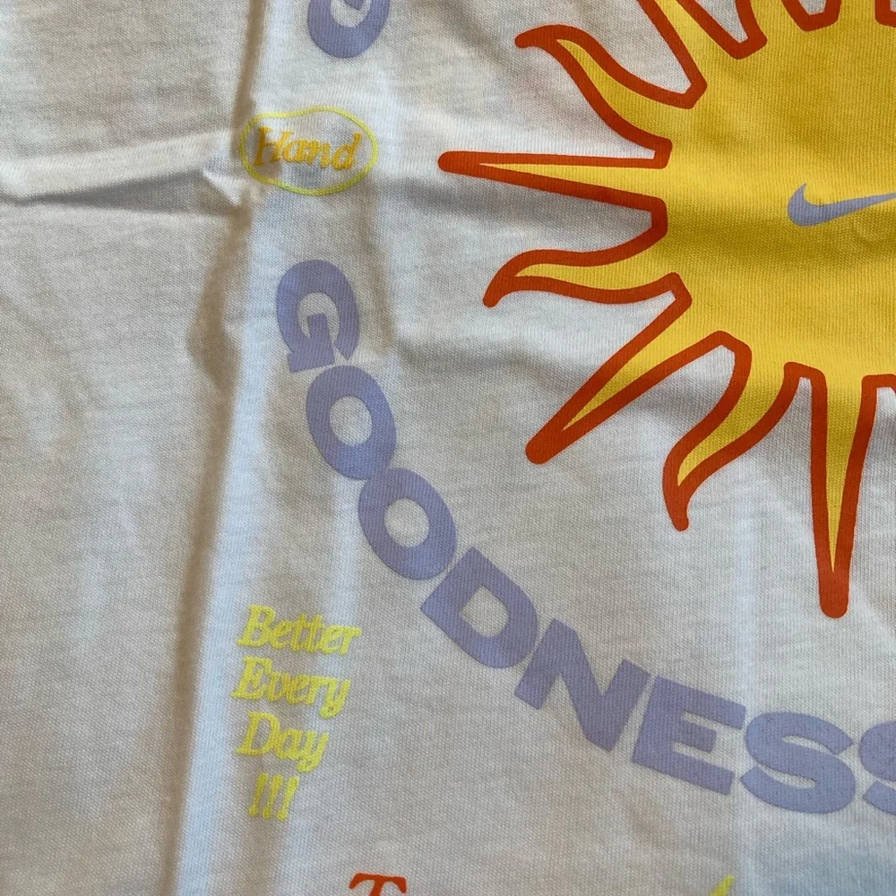 Nike, girls medium, nwt, Tomorrow is another day, super soft, 100% cotton